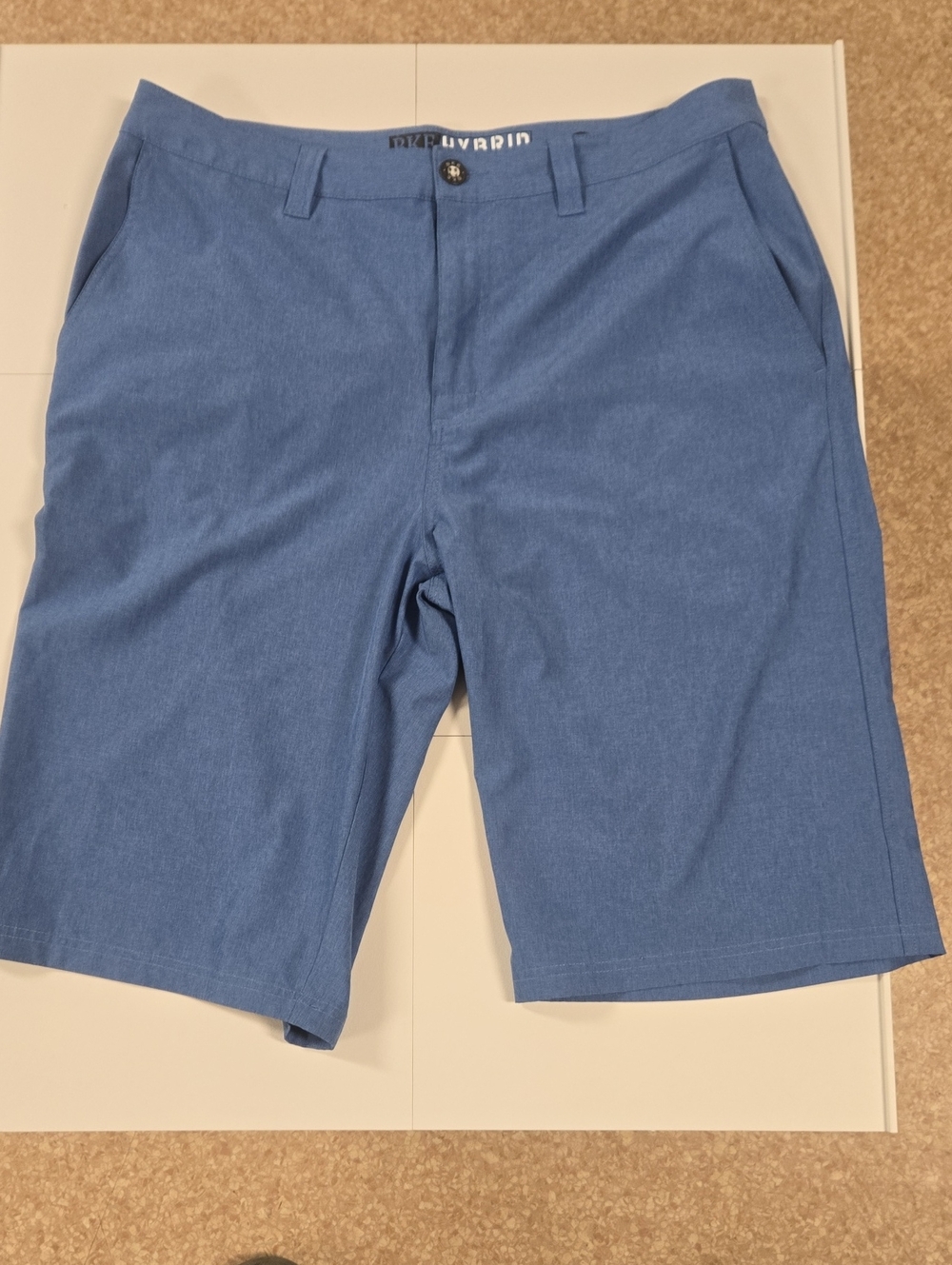BKE Men's Light Blue Flat Front Performance Shorts